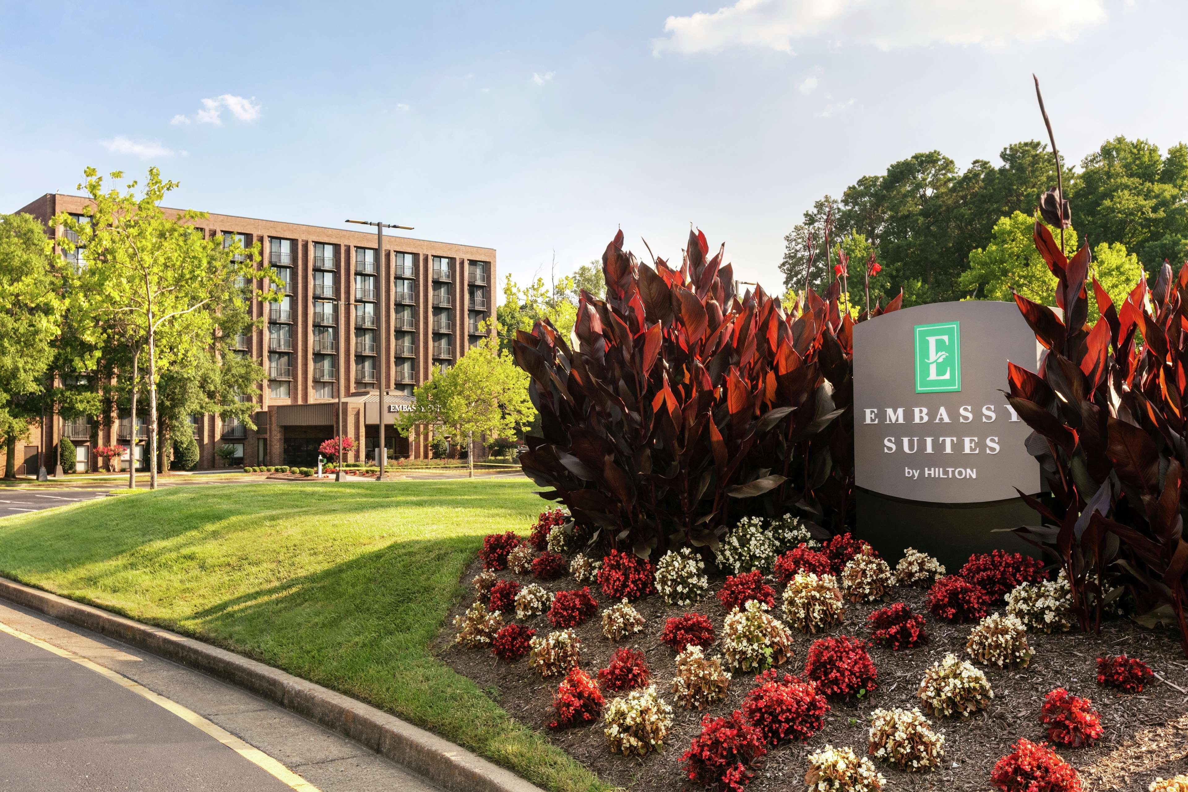 Embassy Suites By Hilton Richmond Dumbarton Dış mekan fotoğraf