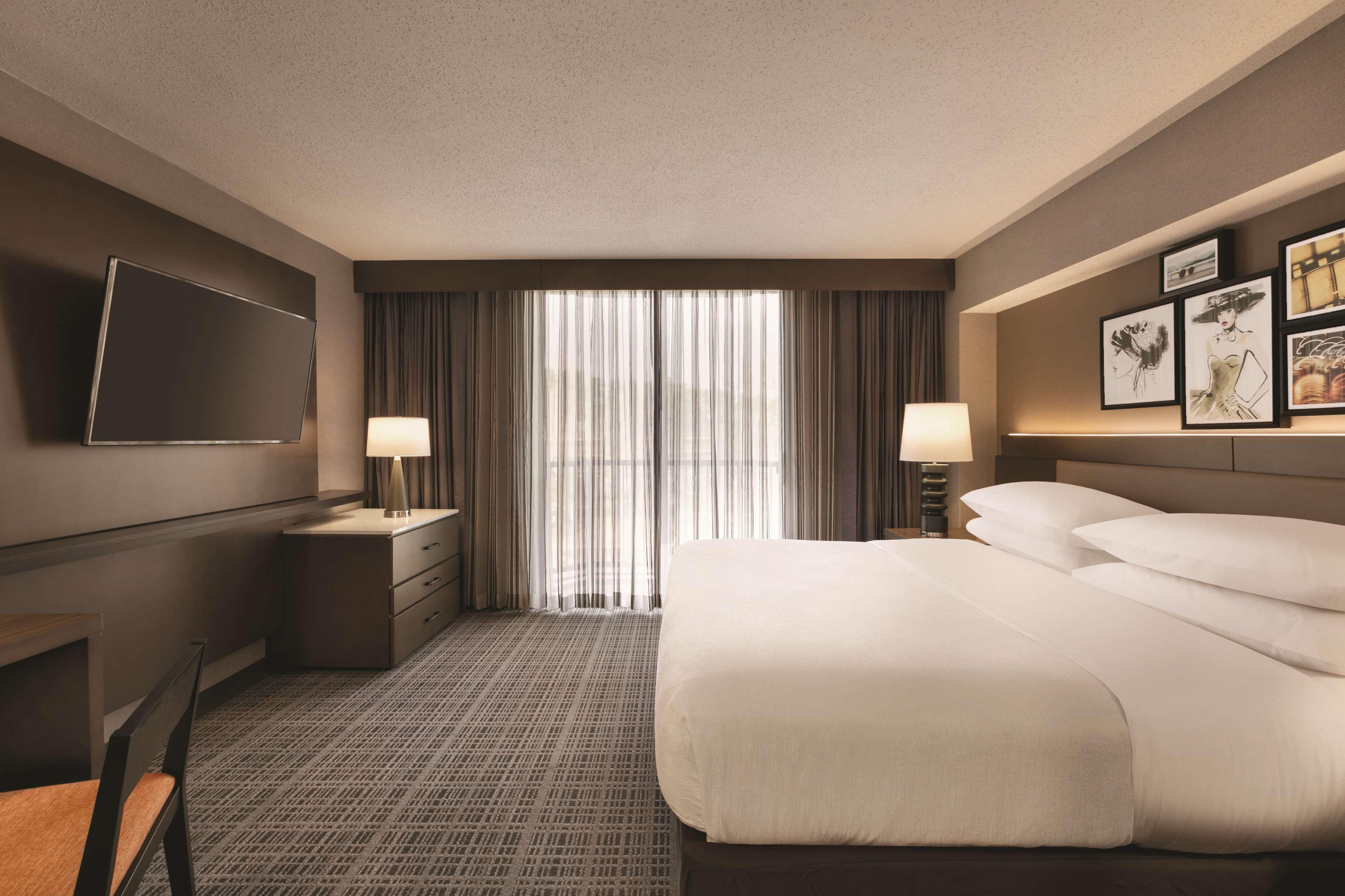 Embassy Suites By Hilton Richmond Dumbarton Dış mekan fotoğraf