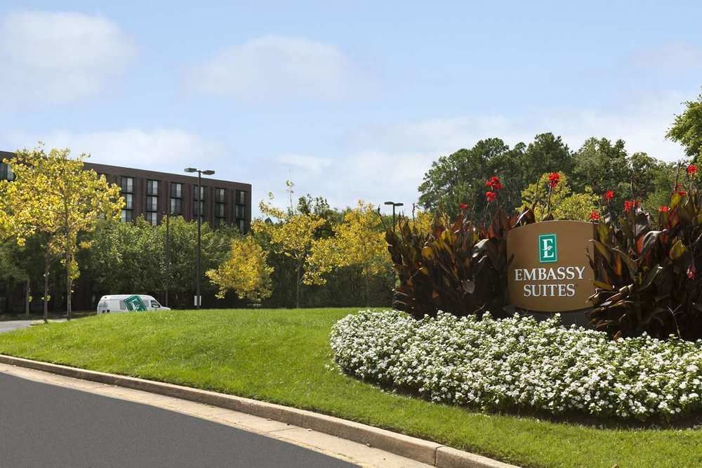 Embassy Suites By Hilton Richmond Dumbarton Dış mekan fotoğraf