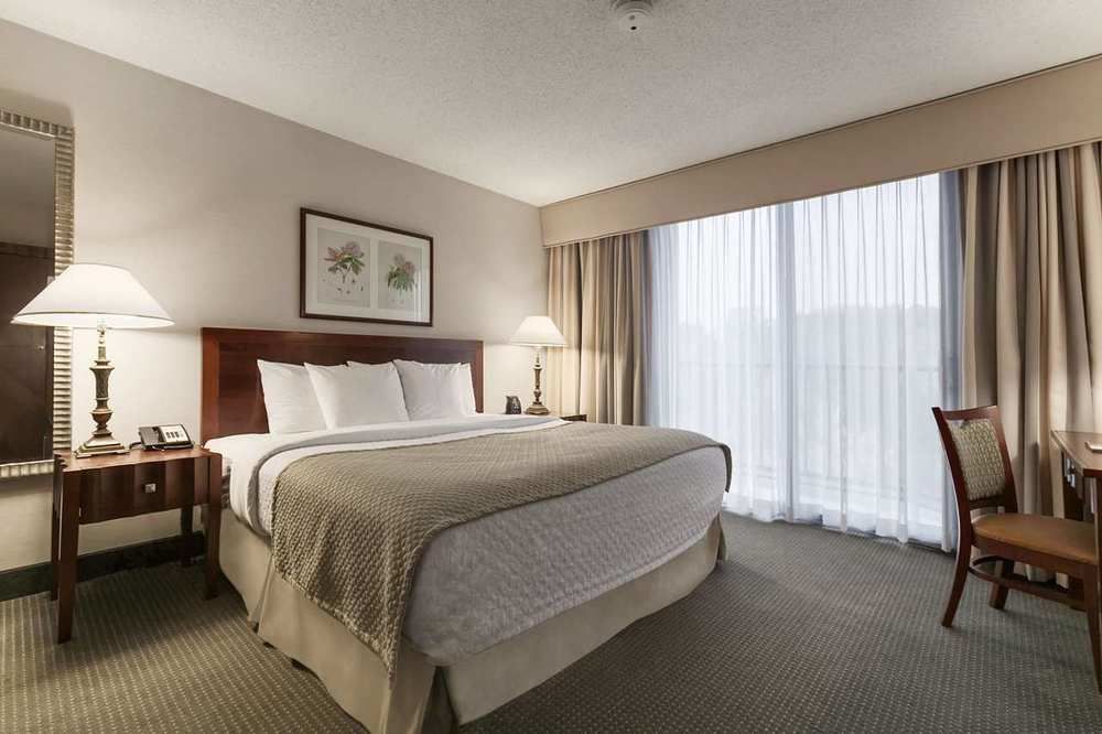 Embassy Suites By Hilton Richmond Dumbarton Dış mekan fotoğraf
